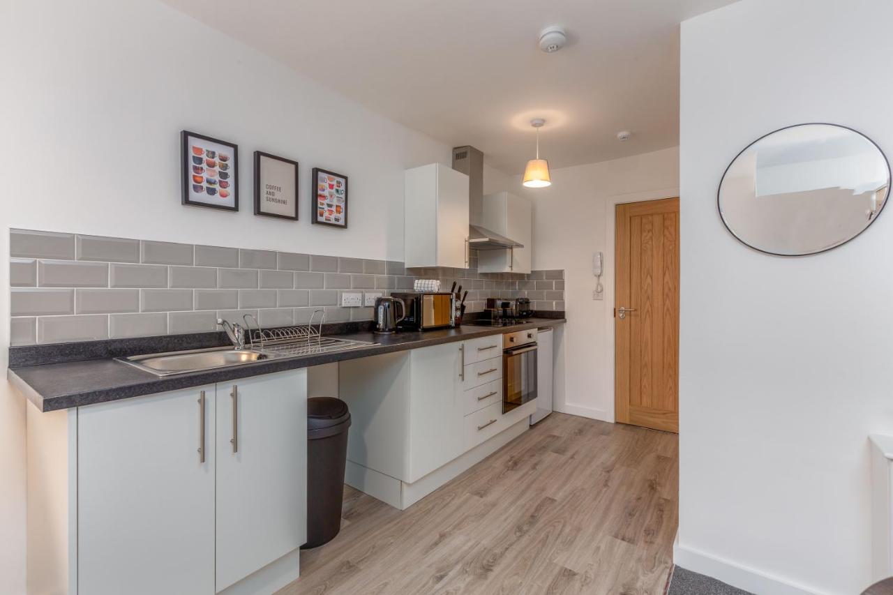 Charles Alexander Short Stay - Charnley House Apartments Blackpool Kültér fotó