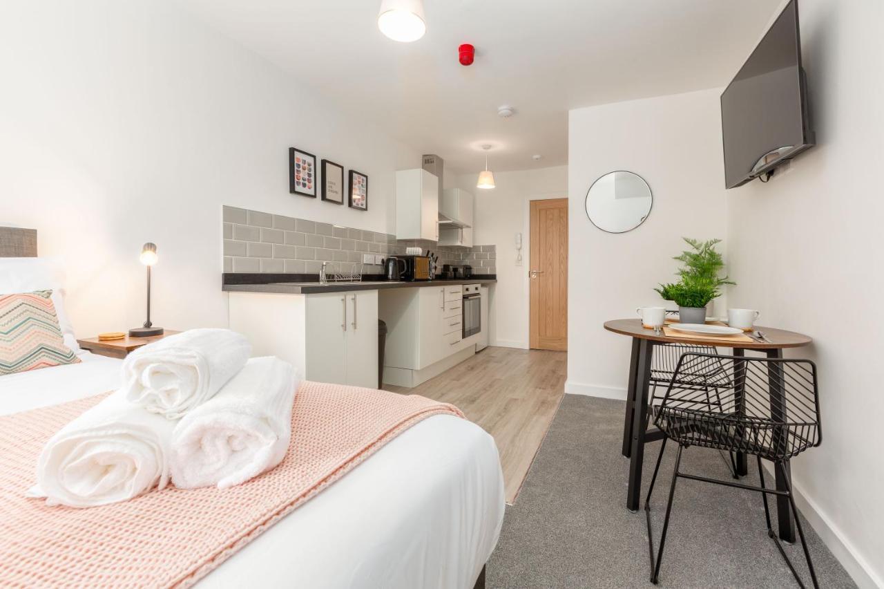 Charles Alexander Short Stay - Charnley House Apartments Blackpool Kültér fotó
