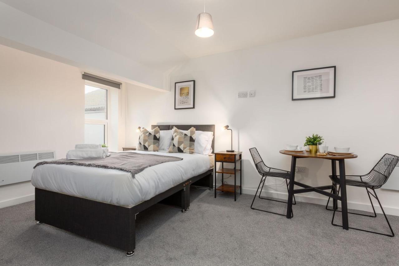 Charles Alexander Short Stay - Charnley House Apartments Blackpool Kültér fotó