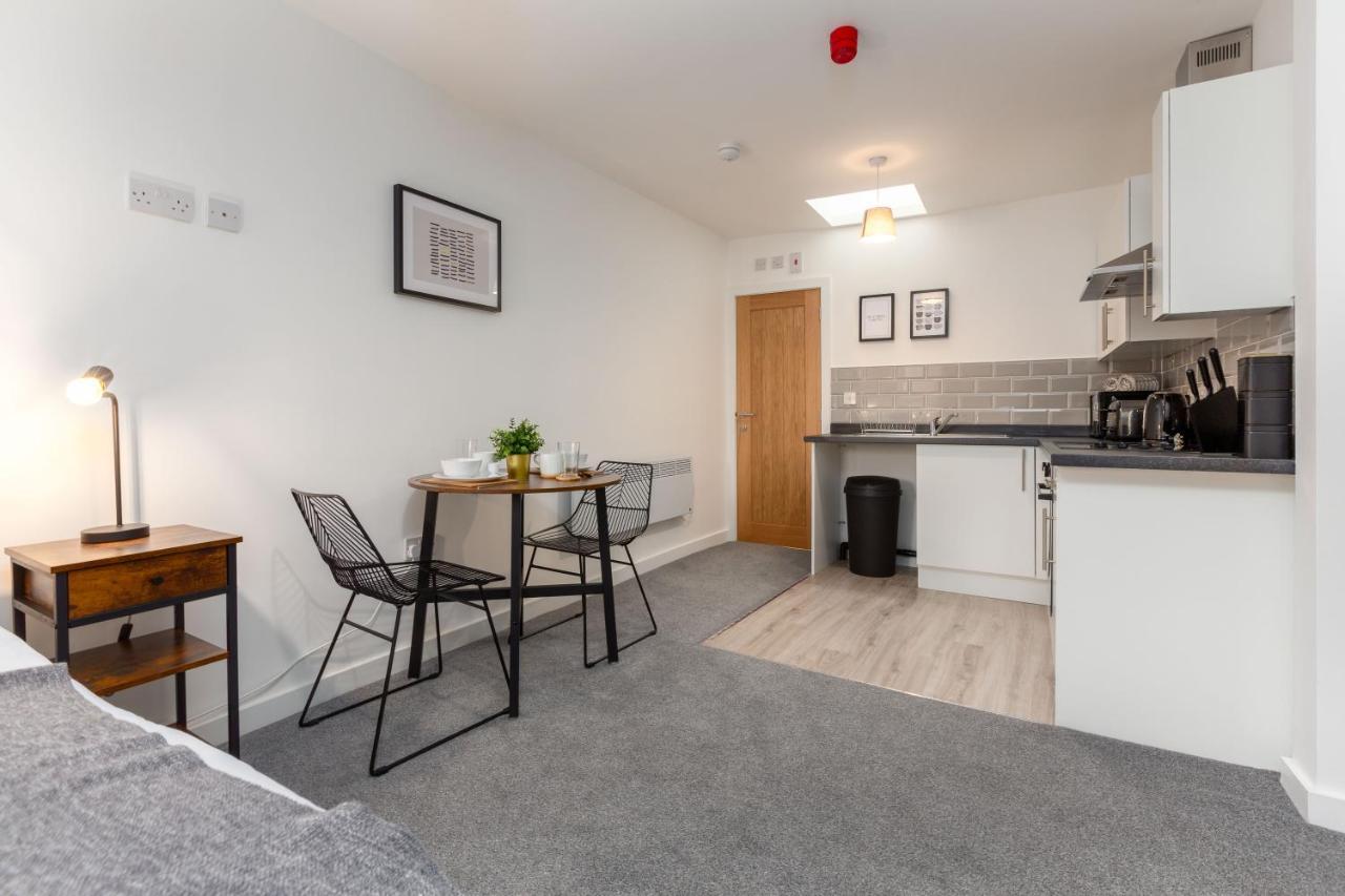Charles Alexander Short Stay - Charnley House Apartments Blackpool Kültér fotó