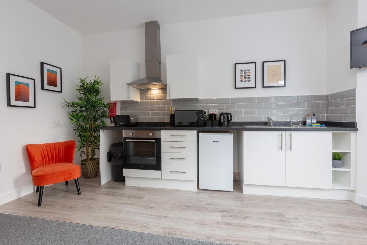 Charles Alexander Short Stay - Charnley House Apartments Blackpool Kültér fotó