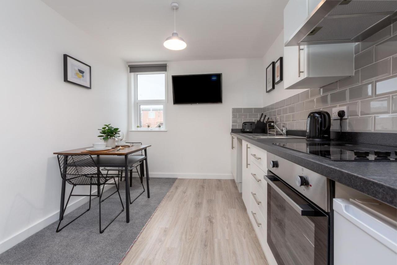 Charles Alexander Short Stay - Charnley House Apartments Blackpool Kültér fotó