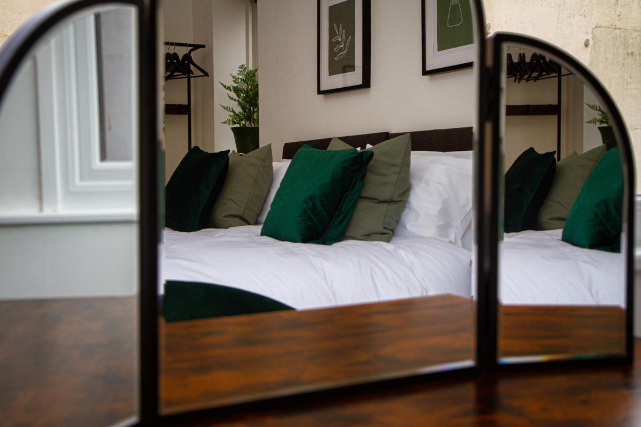 Charles Alexander Short Stay - Charnley House Apartments Blackpool Kültér fotó