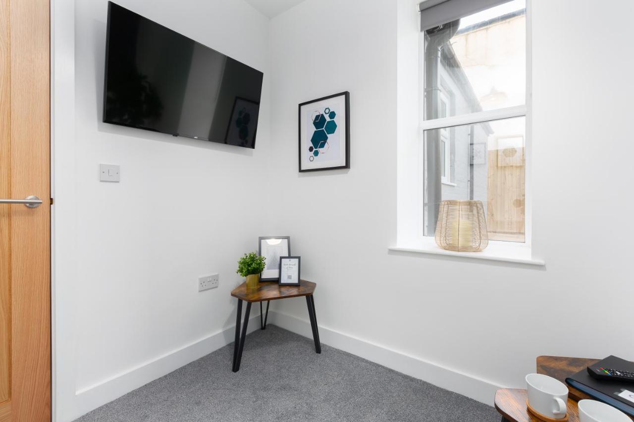 Charles Alexander Short Stay - Charnley House Apartments Blackpool Kültér fotó
